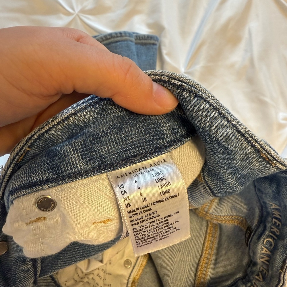 American Eagle Jeans - Picture 5 of 6